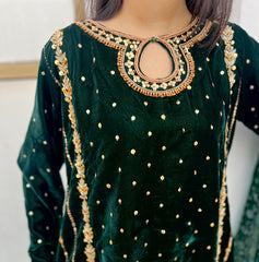 Zardozi Handwork Pure Velvet Green 3pc Outfit
