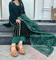 Zardozi Handwork Pure Velvet Green 3pc Outfit