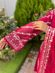 Elegant Embroidered Pure Cotton Net 3pc Outfit with Khaddi Net Dupatta