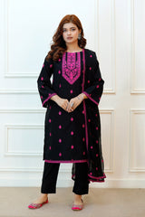 Embroidered Lawn 3pc Outfit with Chiffon Embroidered Dupatta