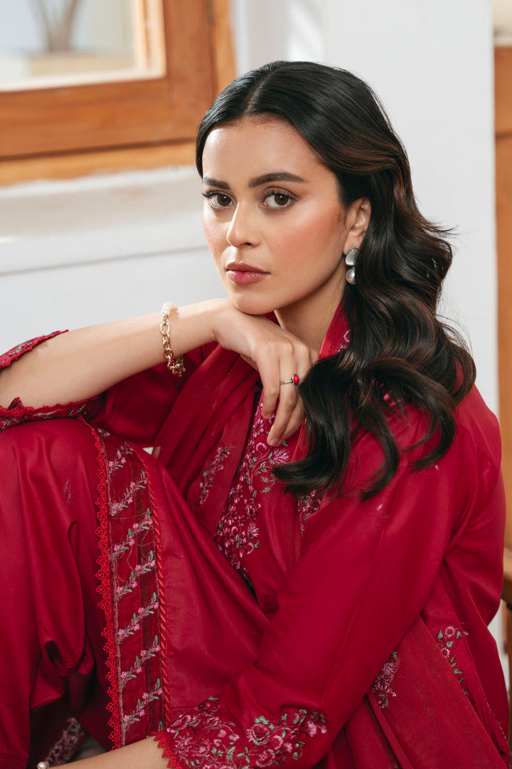 Elegant Embroidered Lawn 3-Piece Suit with Chiffon Dupatta