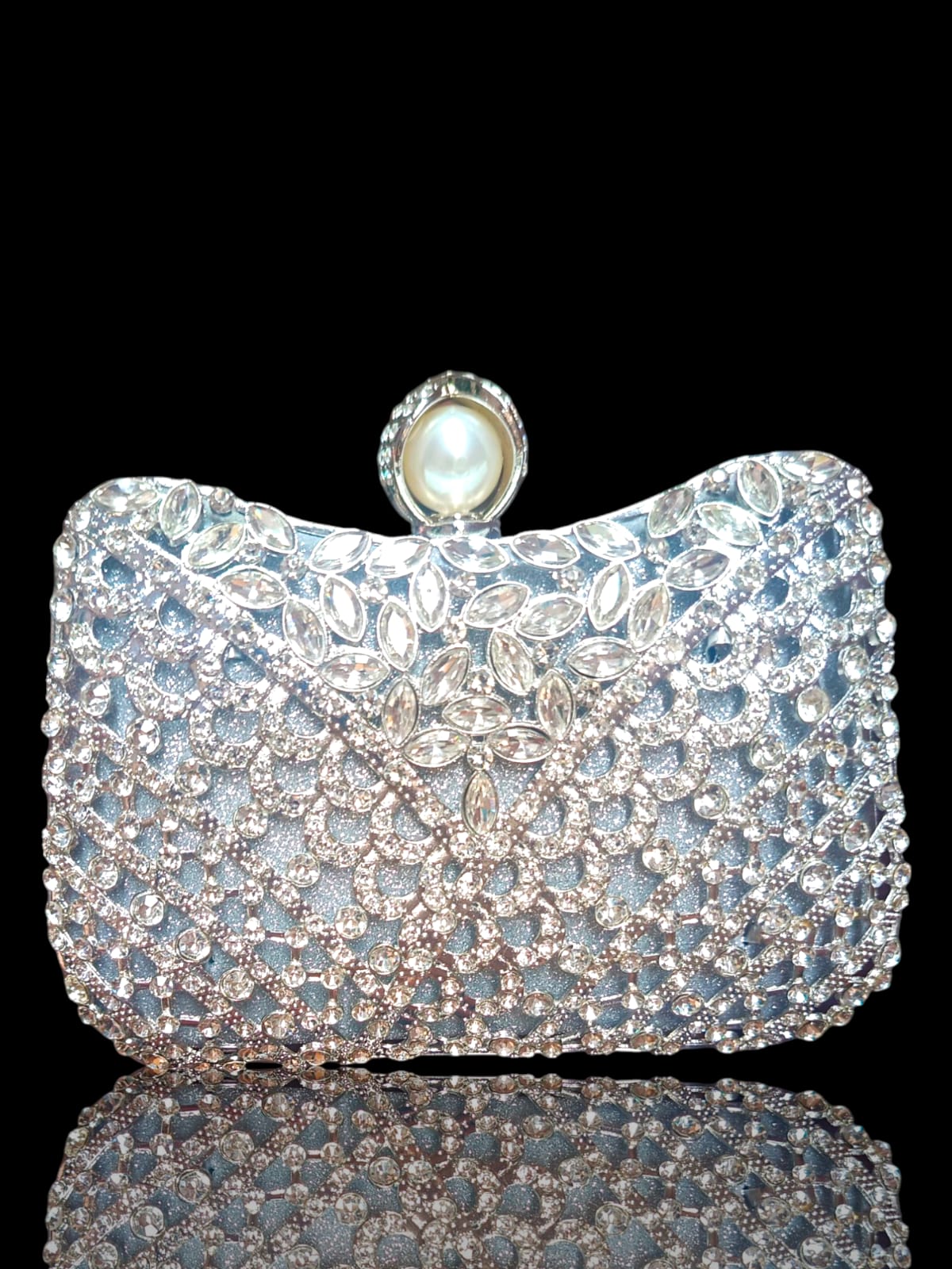 Noora Crystal Embellished Clutch 07 – by AmmaraN