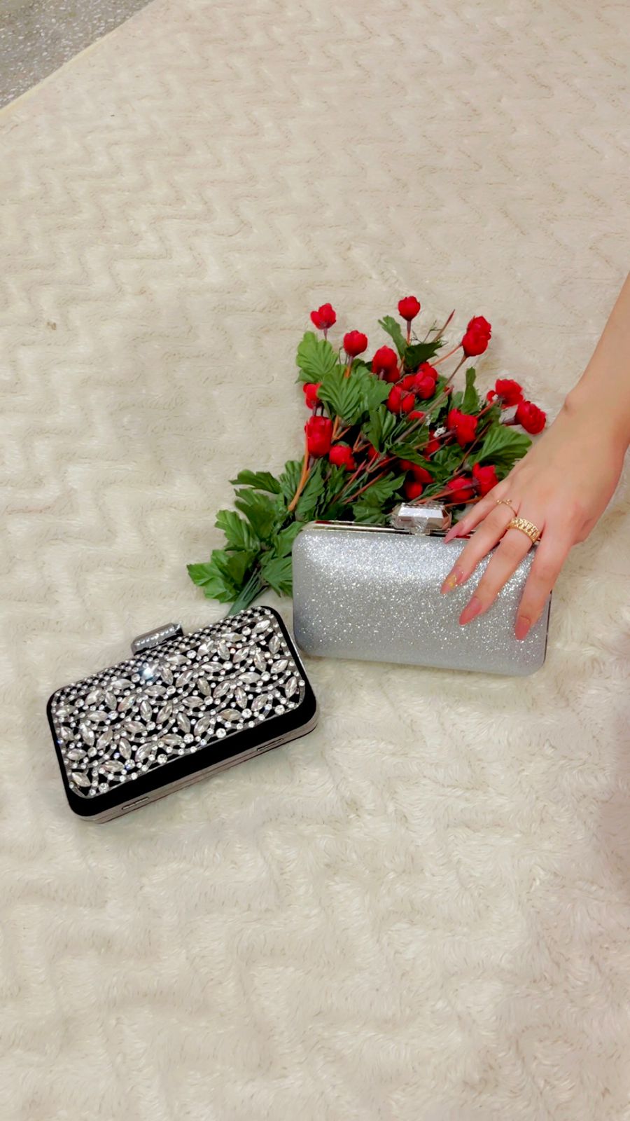 03-Hoor Crystal Embellished Clutch – by AmmaraN