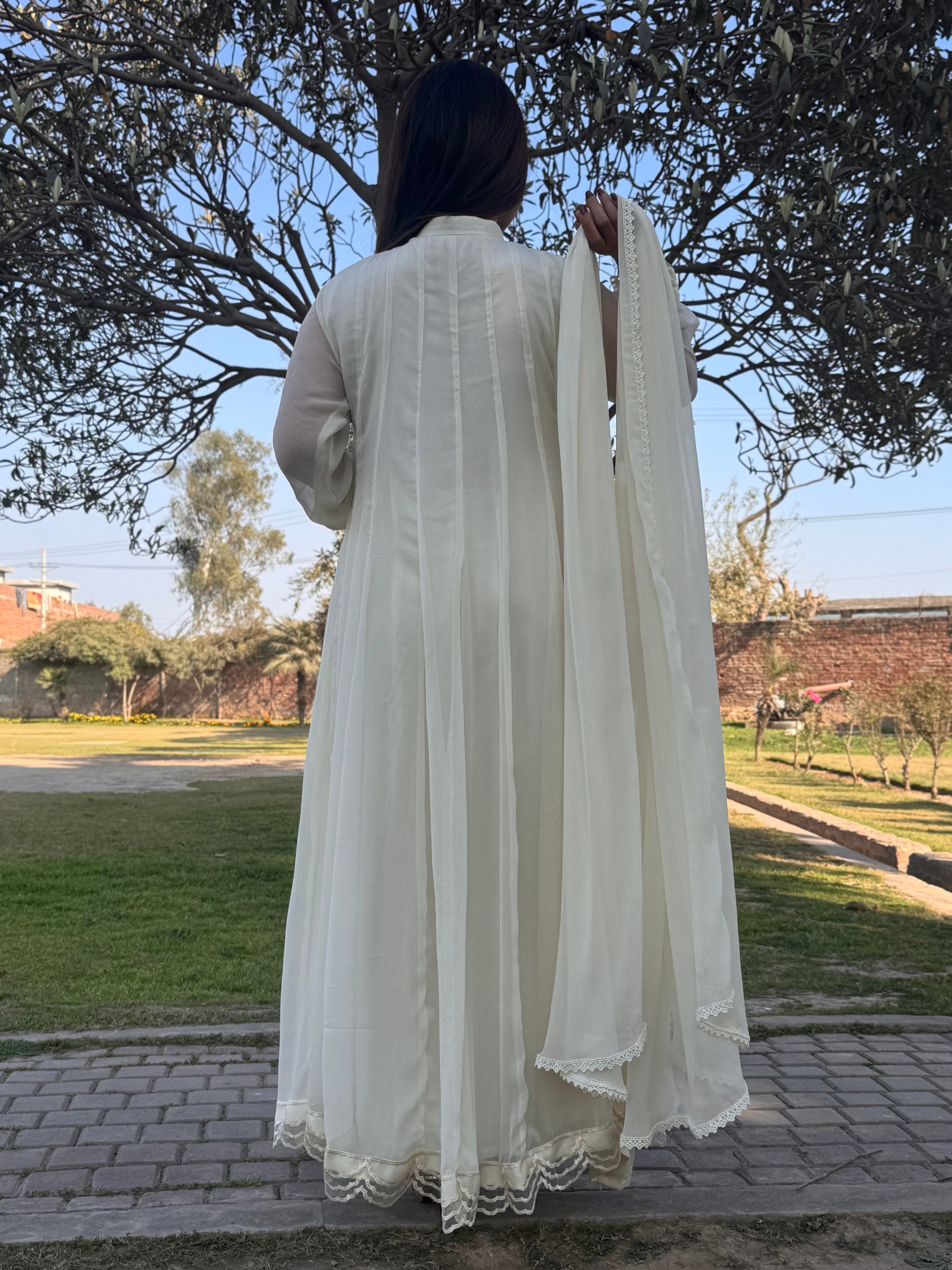 🤍 Off-White/Milky White Chiffon Floor-Length Frock – Pure Elegance for Eid & Celebrations
