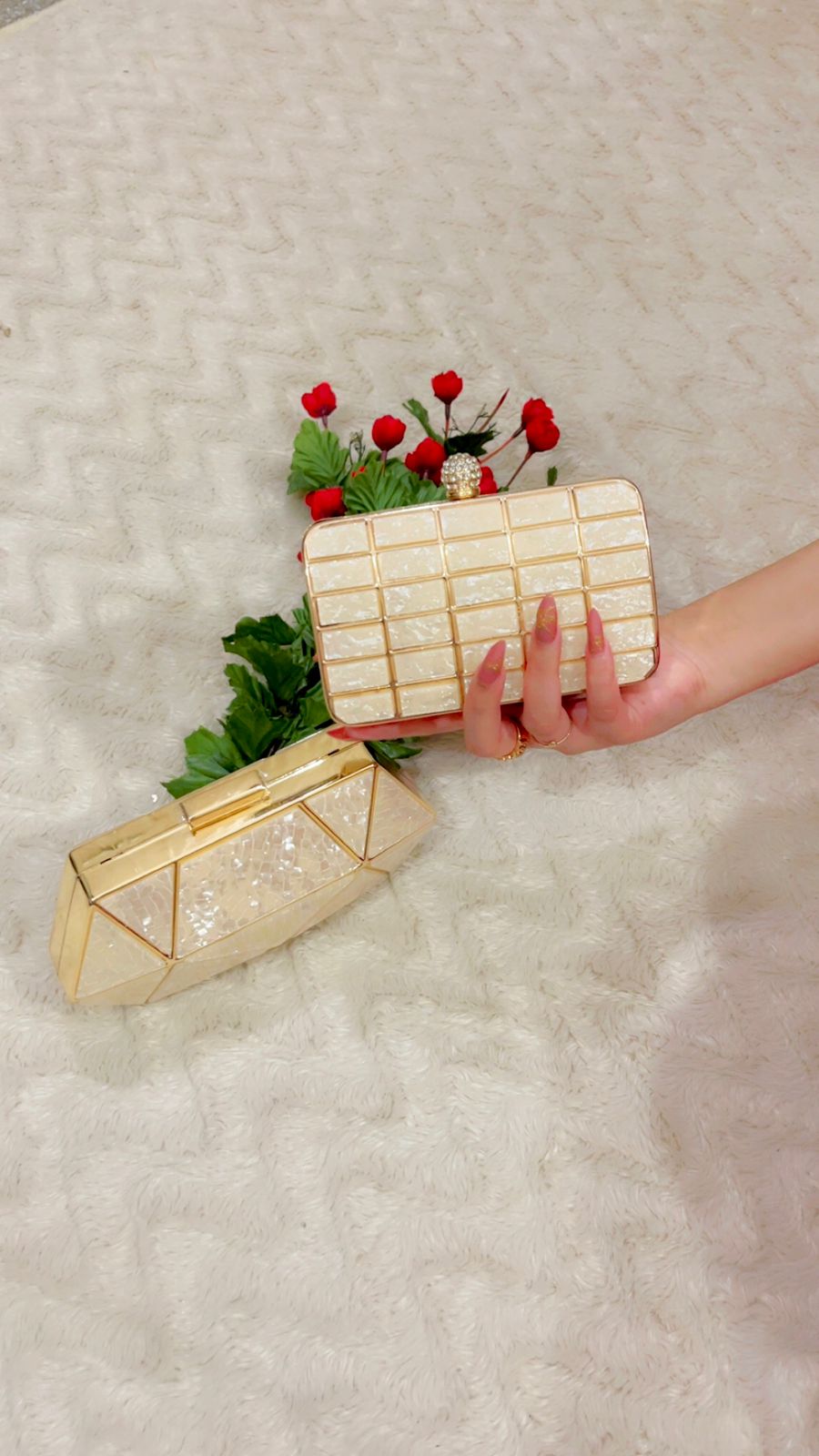 Elara 011 Marble-Finish Gold Grid Clutch with Crystal Clasp
